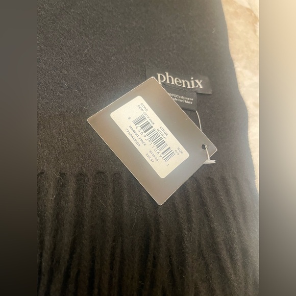Phenix Luxurious Black Cashmere scarve unisex NWT - Picture 6 of 6